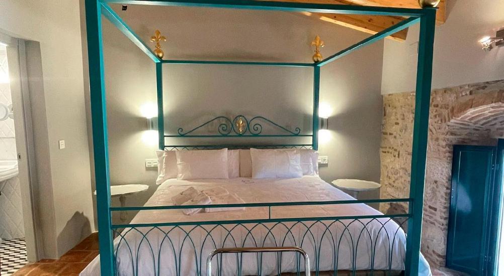 Hotel Rural La Casa De Carlota Монтанчес Экстерьер фото