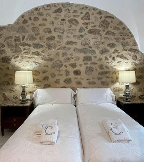 Hotel Rural La Casa De Carlota Монтанчес Экстерьер фото