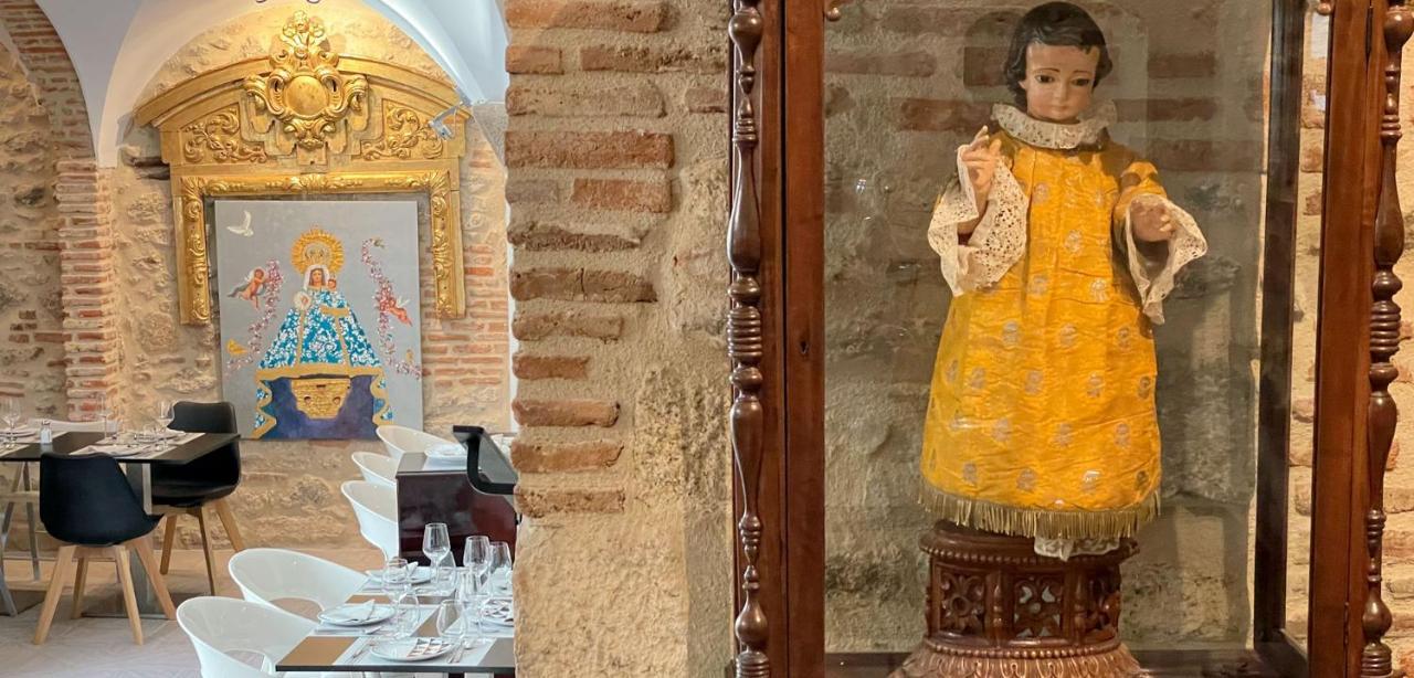 Hotel Rural La Casa De Carlota Монтанчес Экстерьер фото
