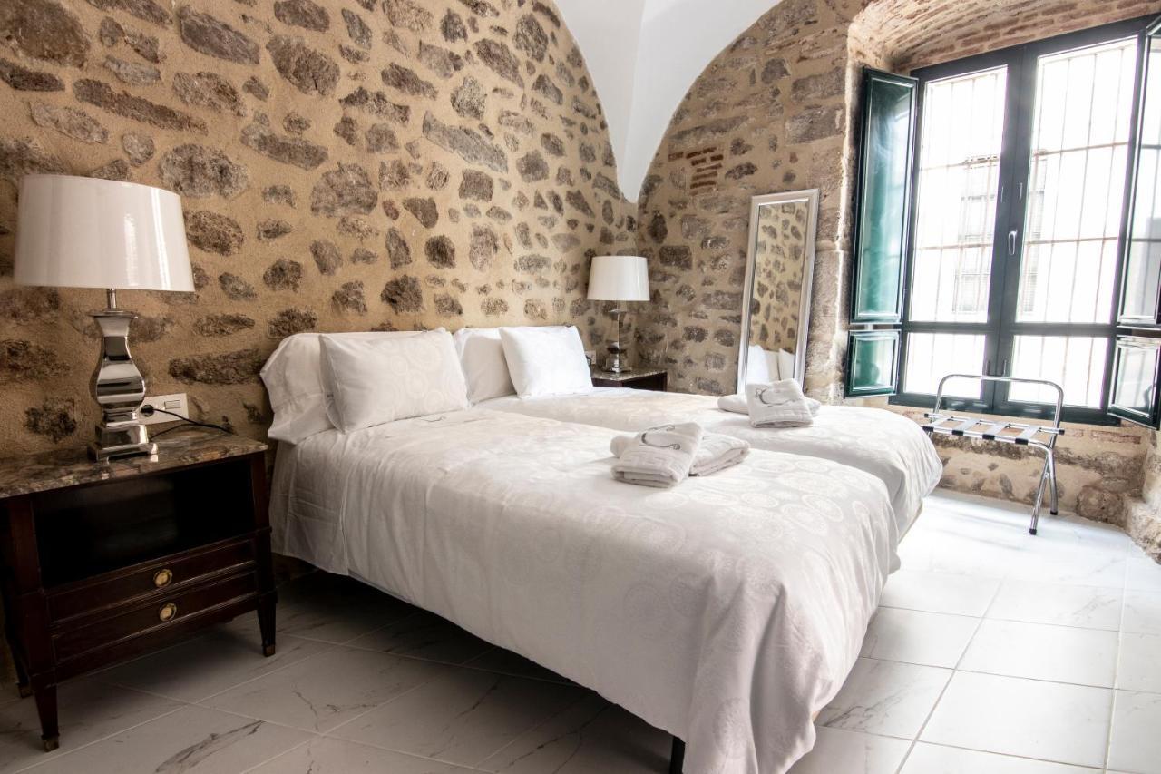 Hotel Rural La Casa De Carlota Монтанчес Экстерьер фото